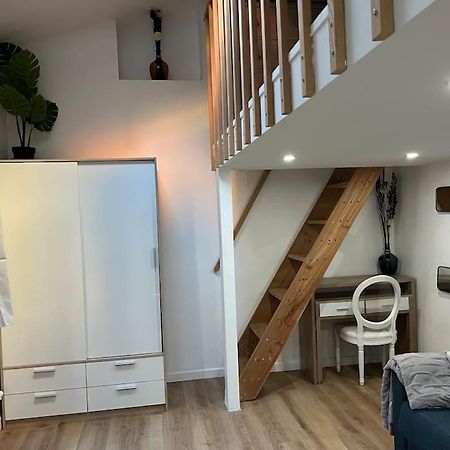 Paris : Charmant 2 Pieces Au Calme Apartment Екстериор снимка