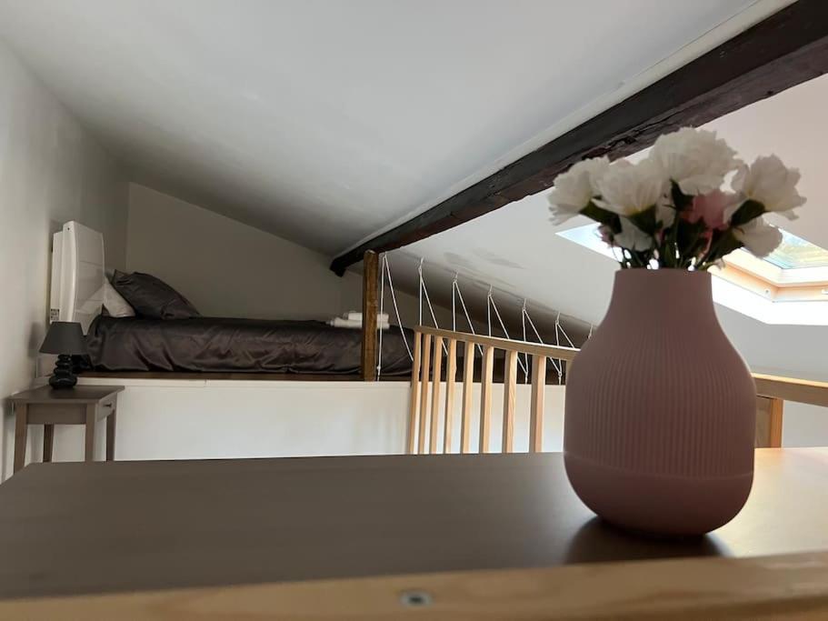 Paris : Charmant 2 Pieces Au Calme Apartment Екстериор снимка