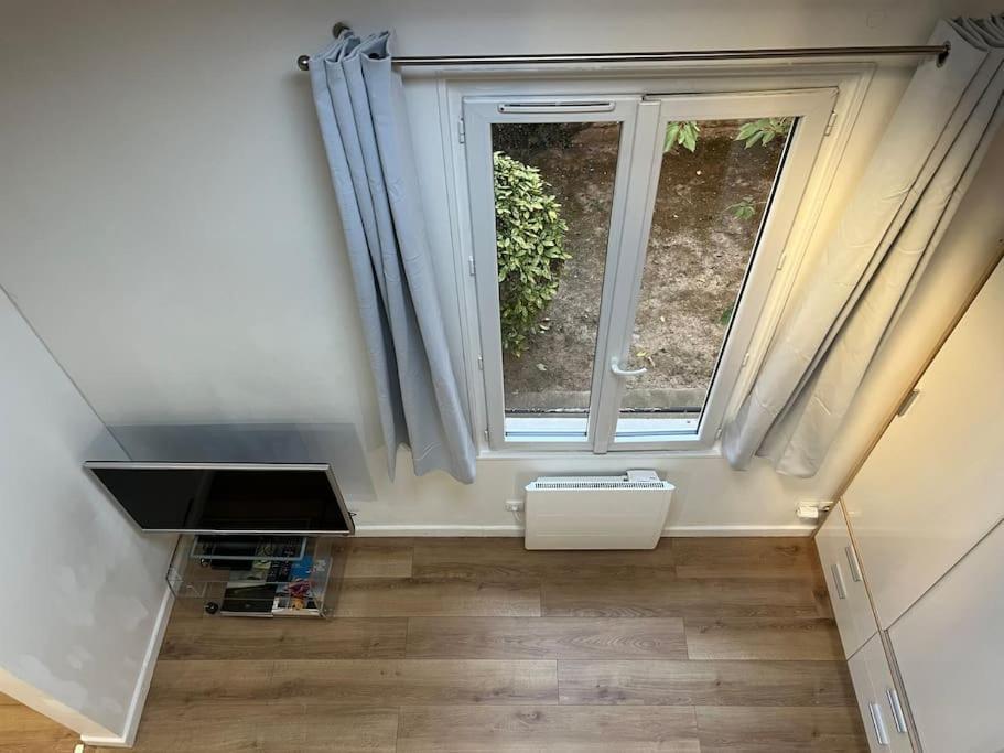 Paris : Charmant 2 Pieces Au Calme Apartment Екстериор снимка